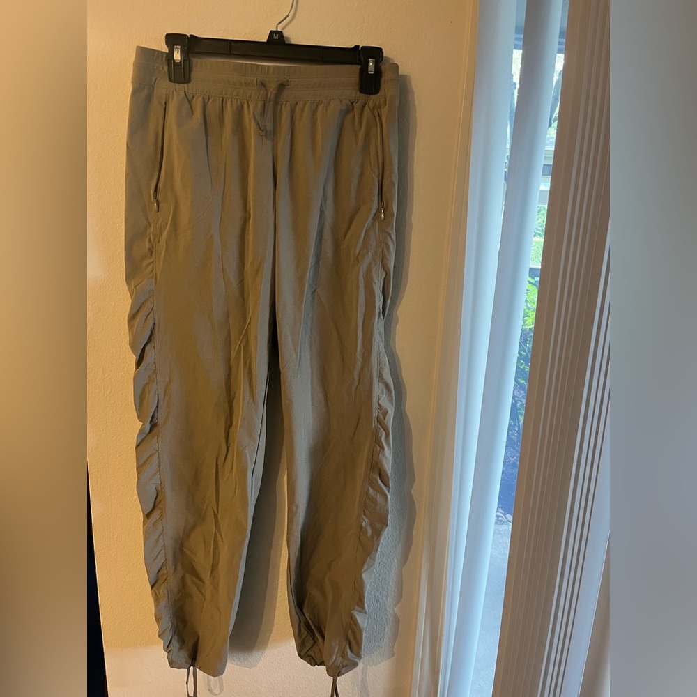 Kuhl outdoor pants